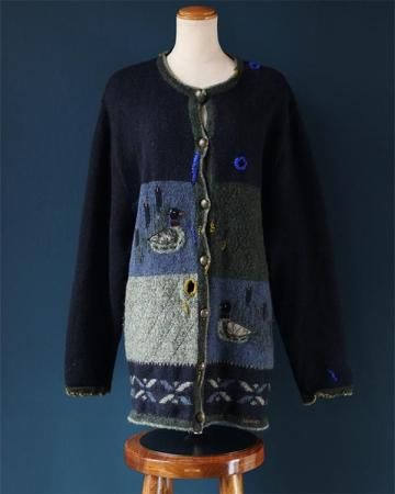 Sheeps Remake / embroidery wool knit cardigan