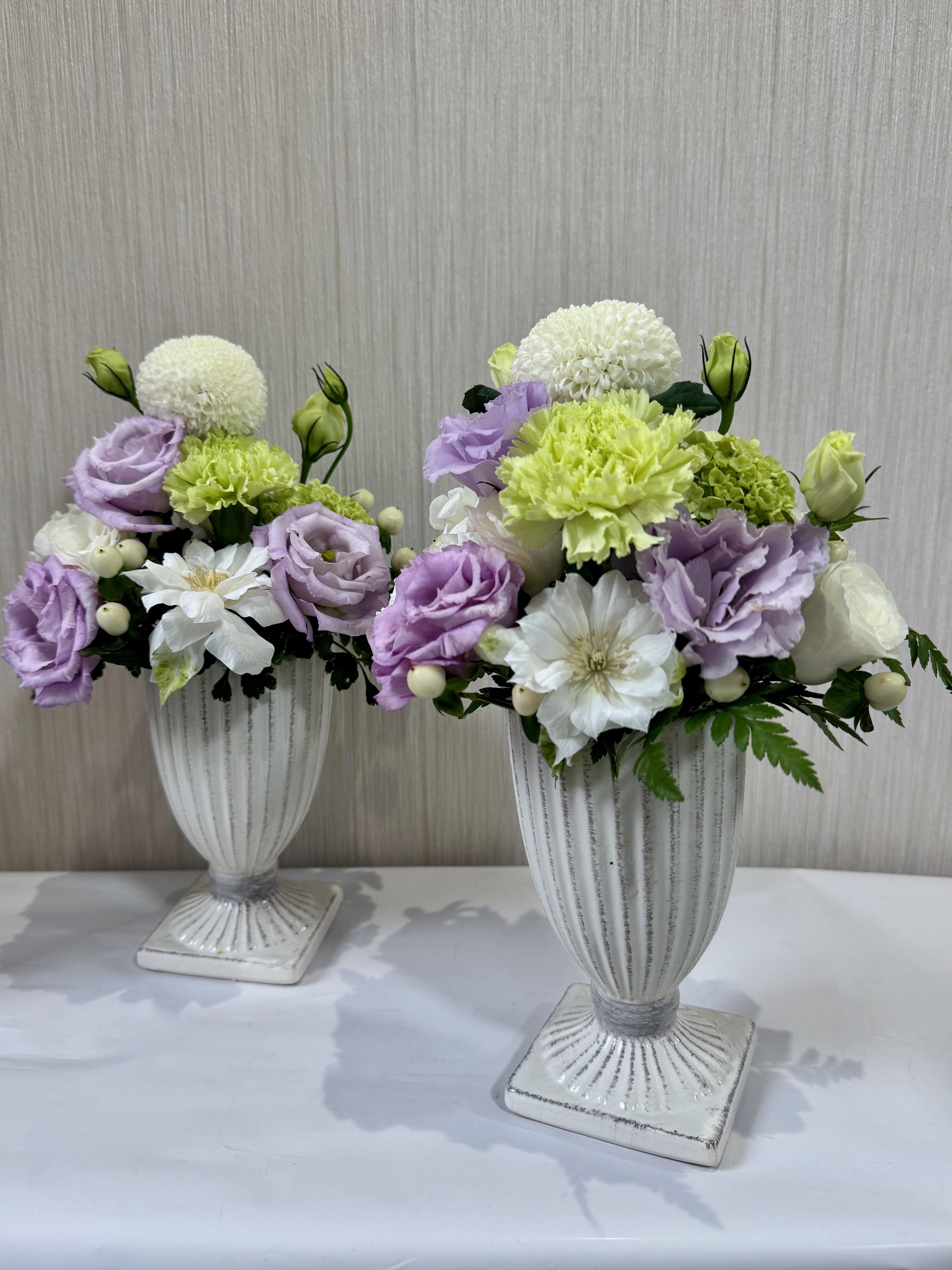 <img class='new_mark_img1' src='https://img.shop-pro.jp/img/new/icons15.gif' style='border:none;display:inline;margin:0px;padding:0px;width:auto;' />M08陶器入り盛花(一対)