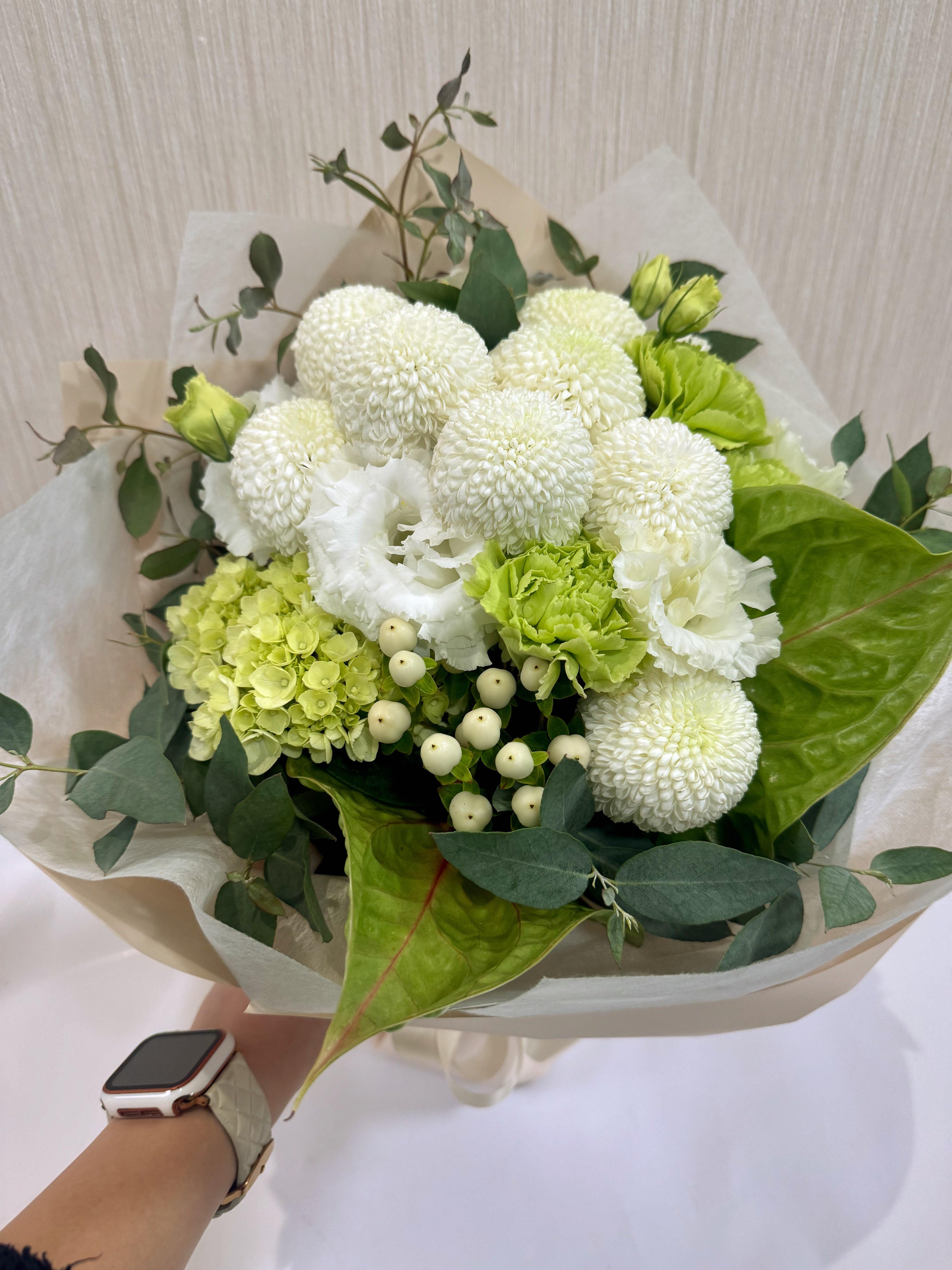 M06お供え用花束ピンポン菊入りM