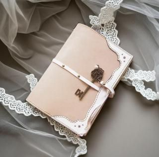 ���ȥʲ������ܳ׼�Ģ���С�