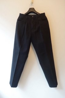 FARAH"Two Tuck Wide Tapered Pants"