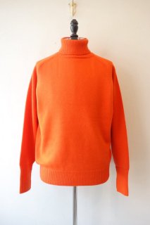 A.PRESSE"Turtleneck Sweater"