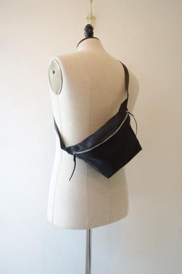 【美品】エドロバートジャドソン MAGIC ZIP WAIST POUCH SEEC - MAGIC ZIP WAIST POUCH / BLACK | ED ROBERT JUDSON(エド