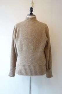 MAATEE AND SONS"FINELAMBSHET ARMY SWEATER"