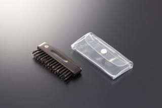 ヘアーブラシ 携帯用 3行植え 櫛型 猪毛【ビニールケース付き