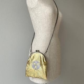 륯ϤΤ޸ݡ/obi crossbody clasp pouch with embroidery