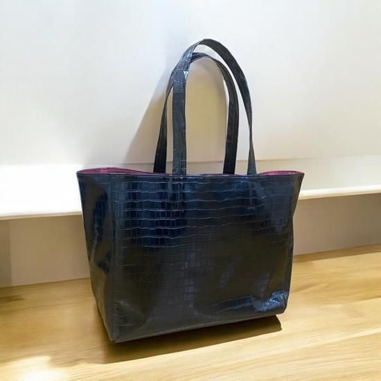 ���������ۥ������� ���PU�쥶�� A4�ե����뤬���� �礭���ɿ�ȡ��ȥХå� ����ץ� Ķ���� 370g�ʥ֥�å���