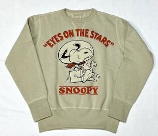 å"SNOOPY EYES ON THE STERS"