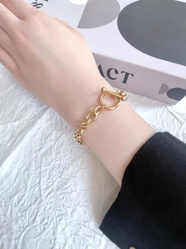 ○（発売9月10日）サージカルチェーンブレスレット（マット