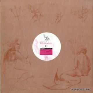 SHORTFICTION red star / essence H200003