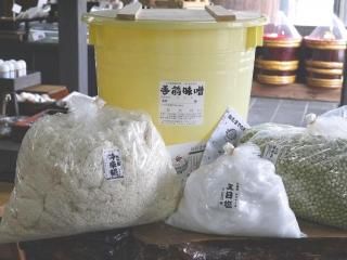 ̣å Ʀ 40Lݥî 꿩ʽ夬 28kg