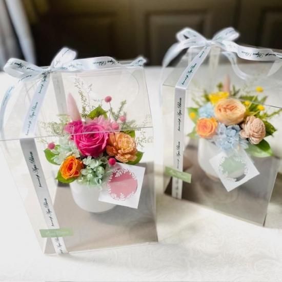 ✨陶器（バラ＆小菊プリザ＆ミニ胡蝶蘭（アーティシャルフラワーアレンジ✨ケース付き ✨陶器（バラ＆小菊プリザ＆ミニ胡蝶蘭（アーティシャルフラワー