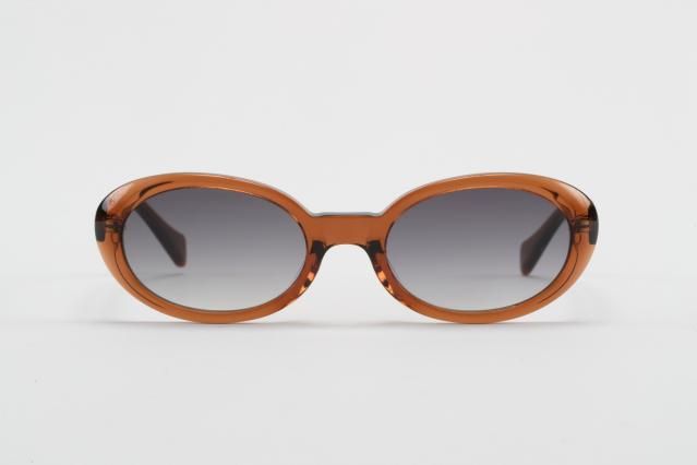 DamaBrownۡCharcoal gray gradation