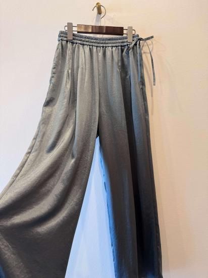 LIROMAサテンパンツ - LE CLOSET + RAFFSPEC