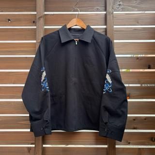 <img class='new_mark_img1' src='https://img.shop-pro.jp/img/new/icons5.gif' style='border:none;display:inline;margin:0px;padding:0px;width:auto;' />THRIFTY LOOK Souvenir Taipei 62 Jacket 