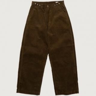<img class='new_mark_img1' src='https://img.shop-pro.jp/img/new/icons13.gif' style='border:none;display:inline;margin:0px;padding:0px;width:auto;' />ORDINARY FITSCorduroy Bell Pants 