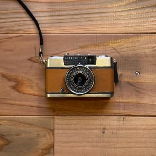 <img class='new_mark_img1' src='https://img.shop-pro.jp/img/new/icons13.gif' style='border:none;display:inline;margin:0px;padding:0px;width:auto;' />OLYMPUS PEN EE-2 ϡեե५ 