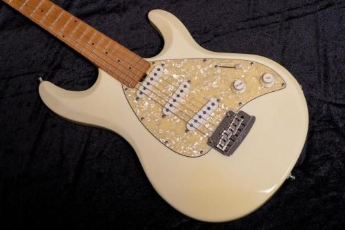 usedMusic Man / Silhouette Special SSS Tremolo #G07147 3.49kgTONIQ͡