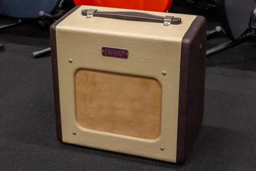 usedFender / Champion 600 TONIQ͡