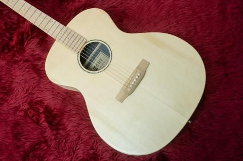 newNAGI GUITARS / shiro TONIQ͡