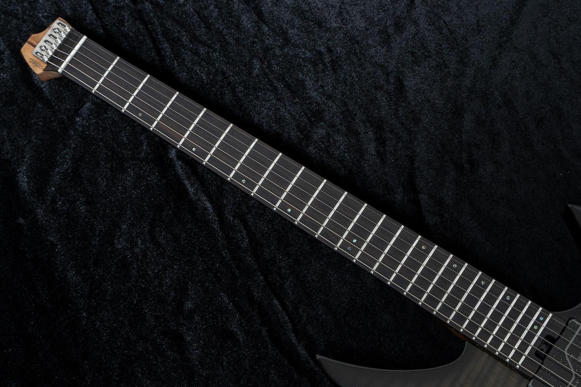 HEX Guitars N700 Transparent Black ヘッドレス new】HEX Guitars / N700 Transparent Black - Guitar Shop TONIQ