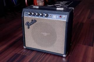 usedFender  / FAT-1 Combo AmpڰʡۡTONIQ͡