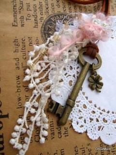 <img class='new_mark_img1' src='https://img.shop-pro.jp/img/new/icons48.gif' style='border:none;display:inline;margin:0px;padding:0px;width:auto;' />ʥϥͥå쥹Flower&Key