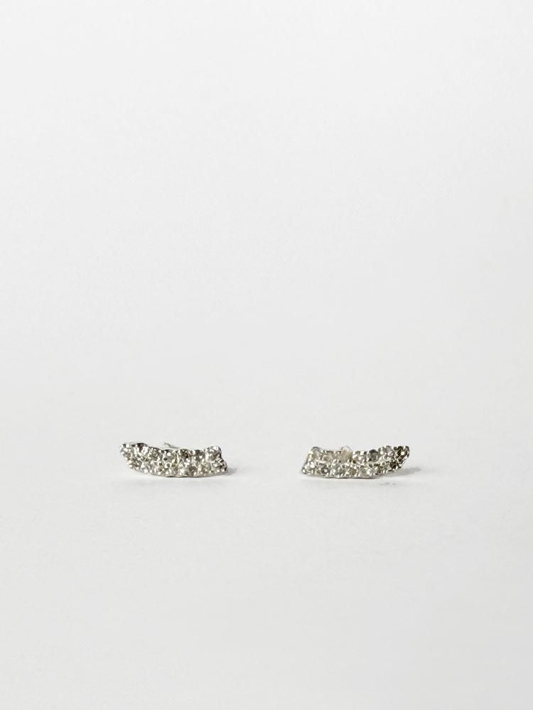 Diamond line earrings