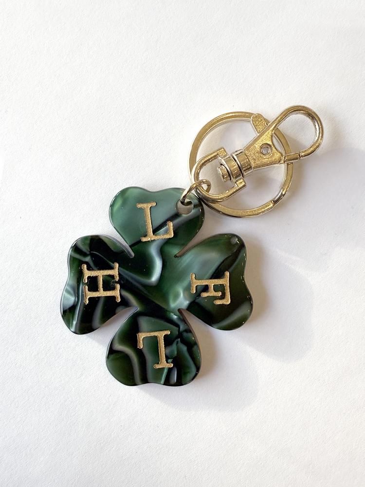 Amulet key chain (Clover)