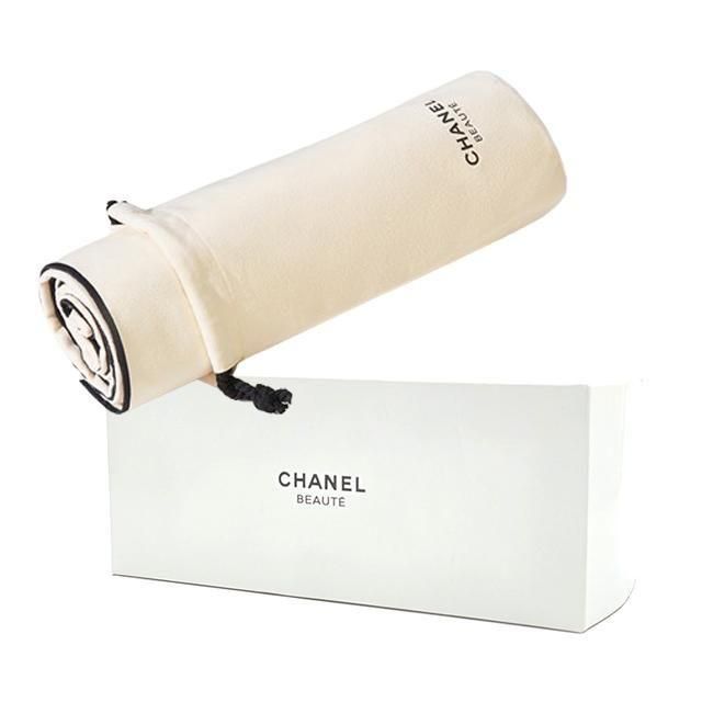 CHANEL シャネル ノベルティ 海外限定商品!! コスメ ブランケット