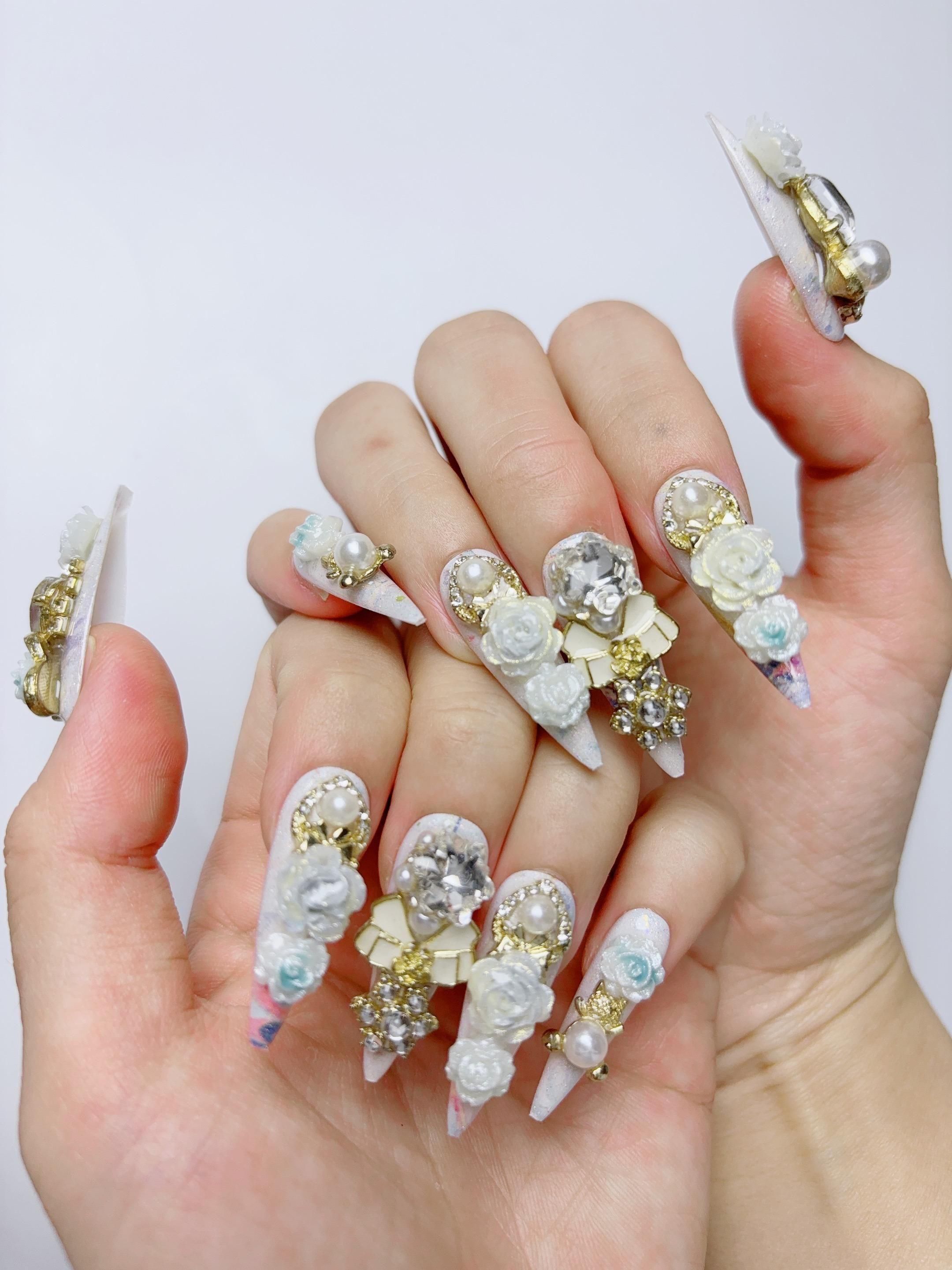 <img class='new_mark_img1' src='https://img.shop-pro.jp/img/new/icons1.gif' style='border:none;display:inline;margin:0px;padding:0px;width:auto;' />Donas Boutique