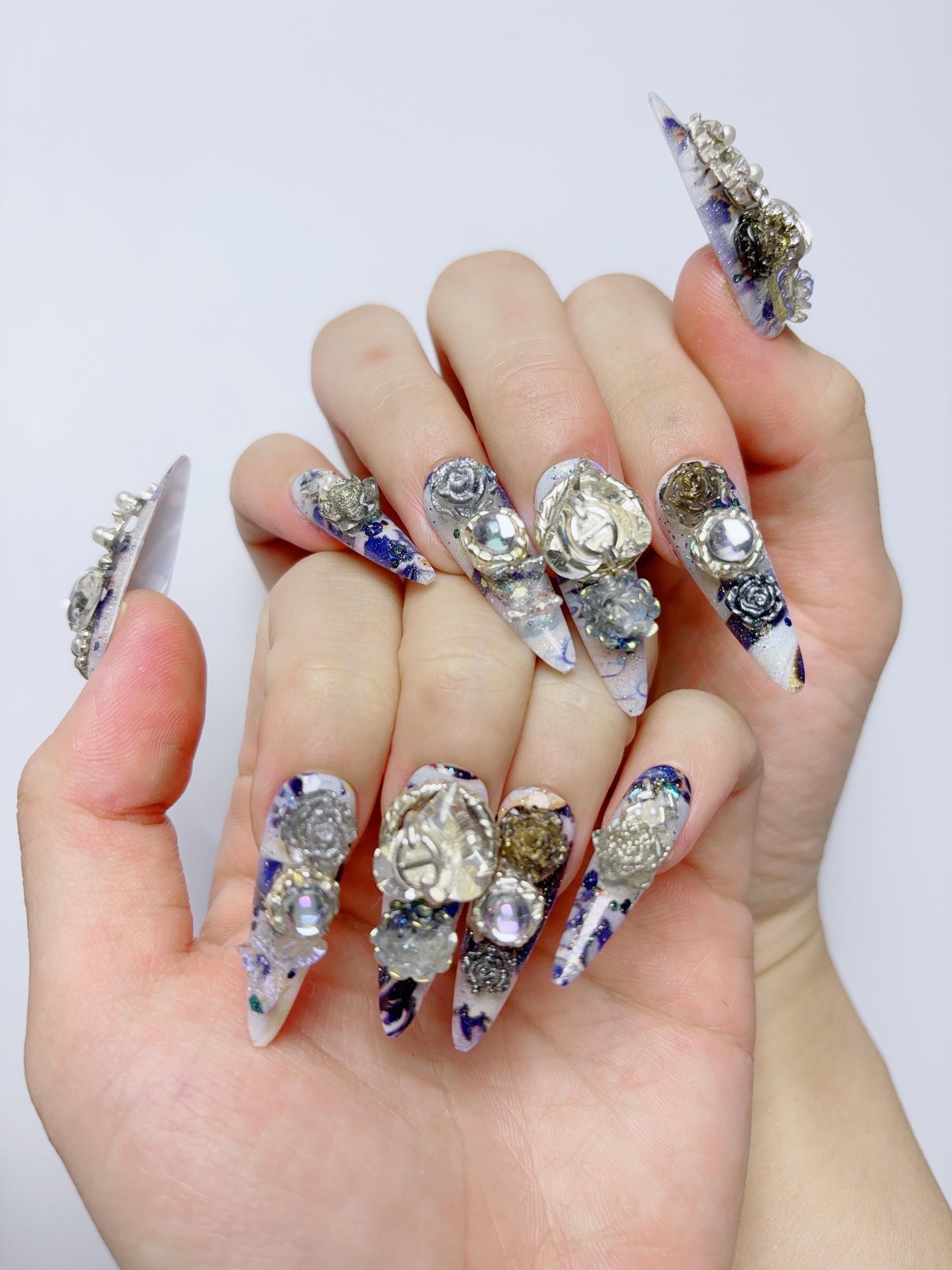 <img class='new_mark_img1' src='https://img.shop-pro.jp/img/new/icons1.gif' style='border:none;display:inline;margin:0px;padding:0px;width:auto;' />Donas Boutique