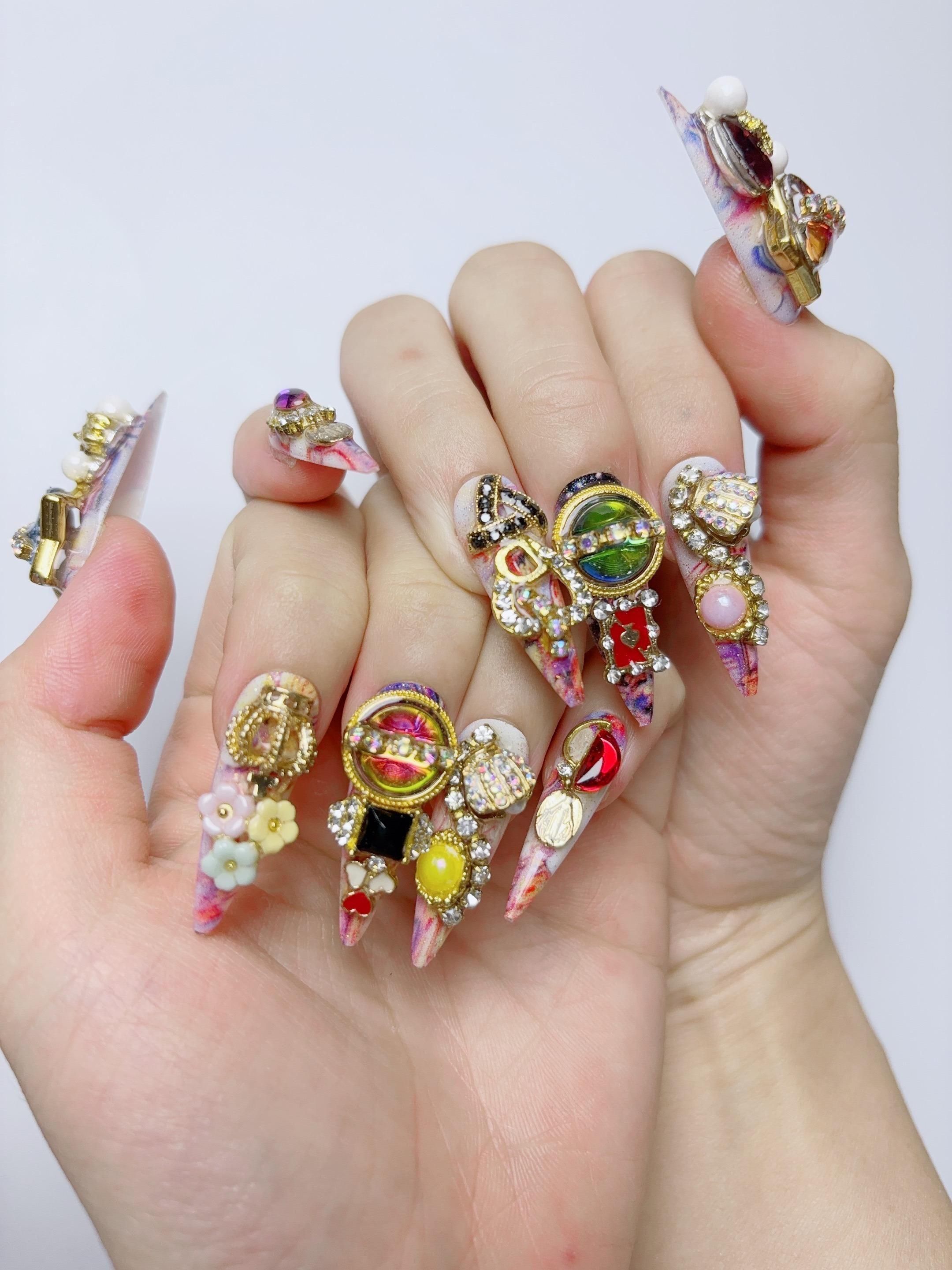 <img class='new_mark_img1' src='https://img.shop-pro.jp/img/new/icons1.gif' style='border:none;display:inline;margin:0px;padding:0px;width:auto;' />Donas Boutique