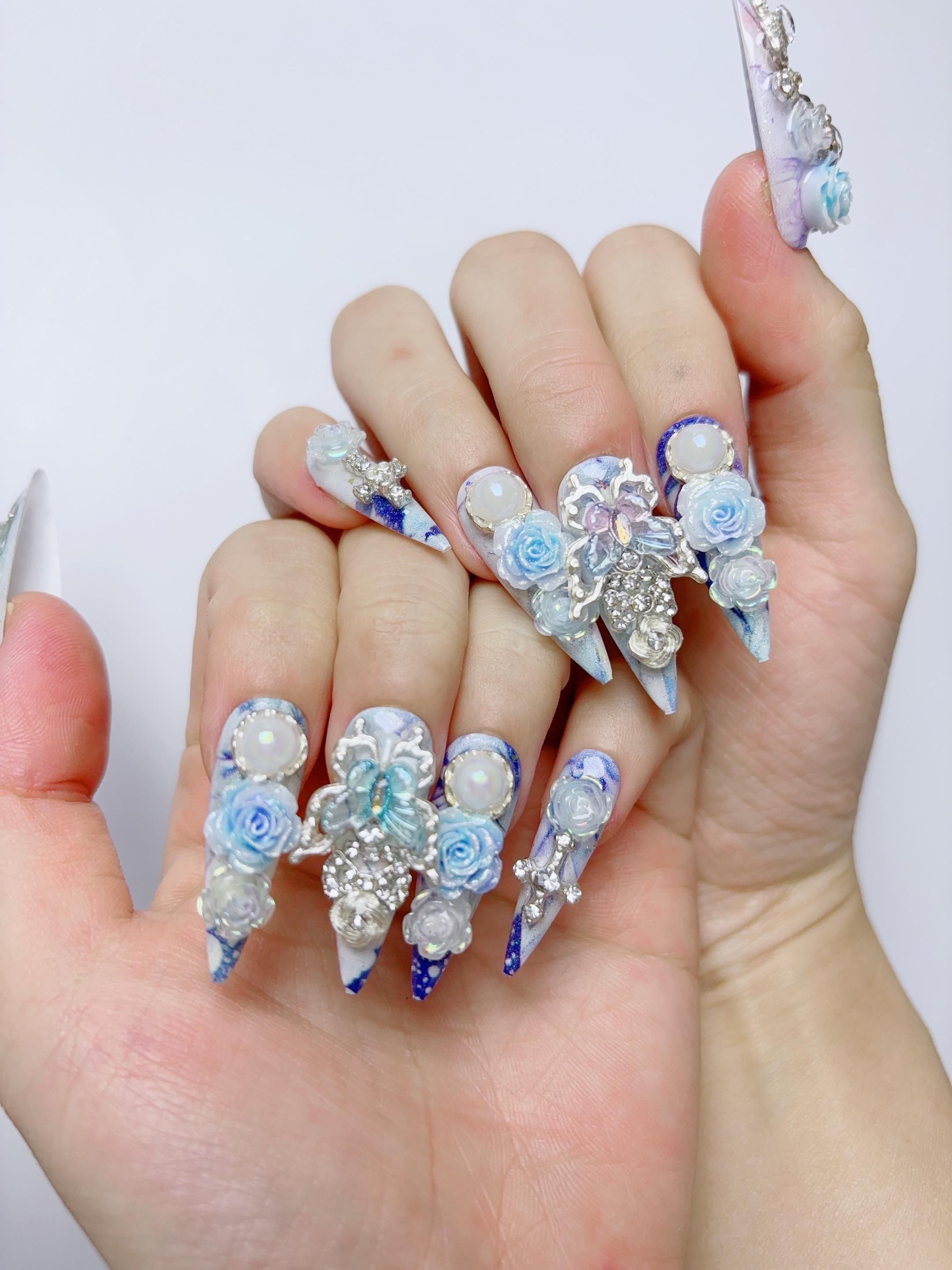 <img class='new_mark_img1' src='https://img.shop-pro.jp/img/new/icons1.gif' style='border:none;display:inline;margin:0px;padding:0px;width:auto;' />Donas Boutique