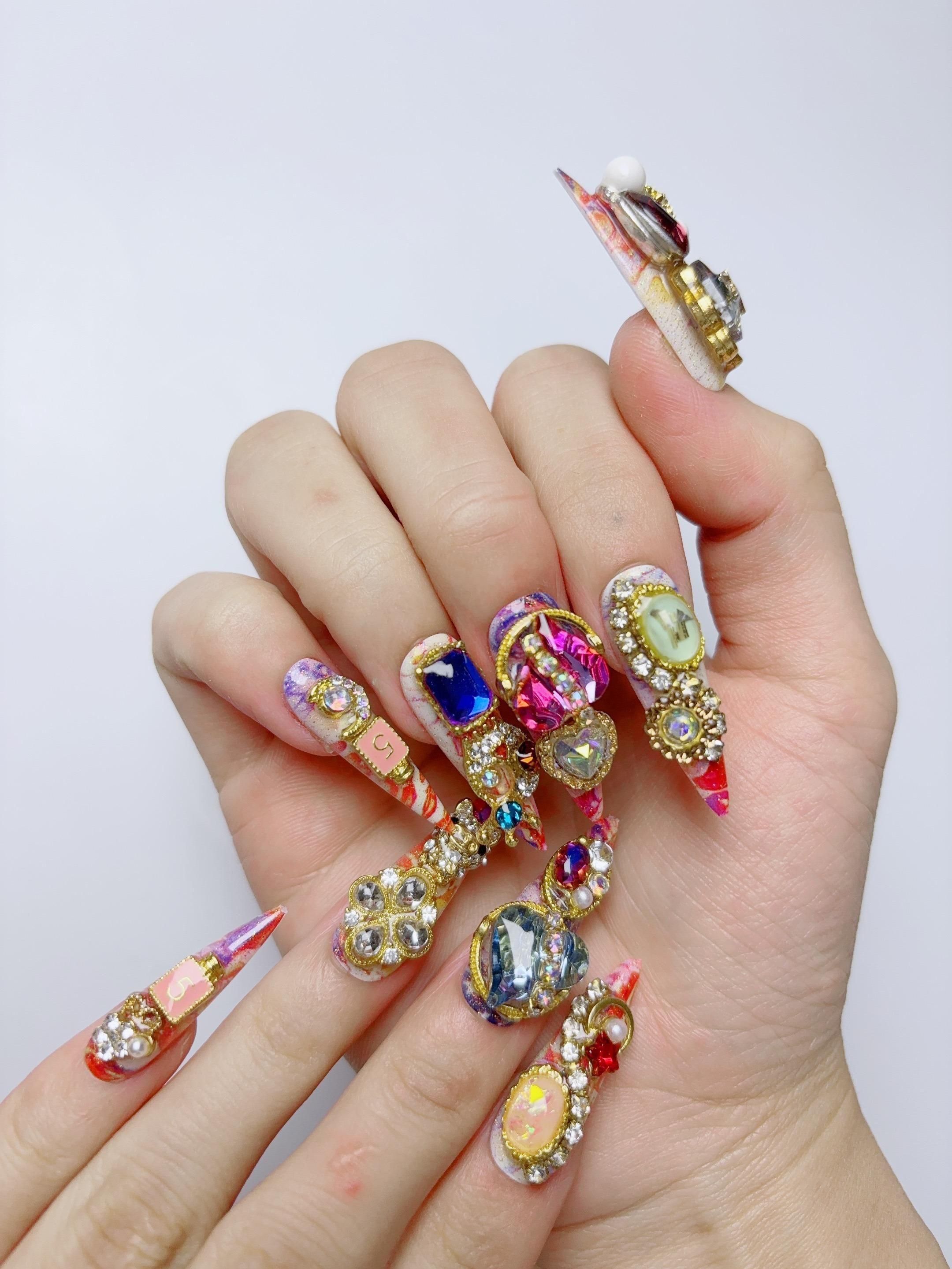 <img class='new_mark_img1' src='https://img.shop-pro.jp/img/new/icons1.gif' style='border:none;display:inline;margin:0px;padding:0px;width:auto;' />Donas Boutique