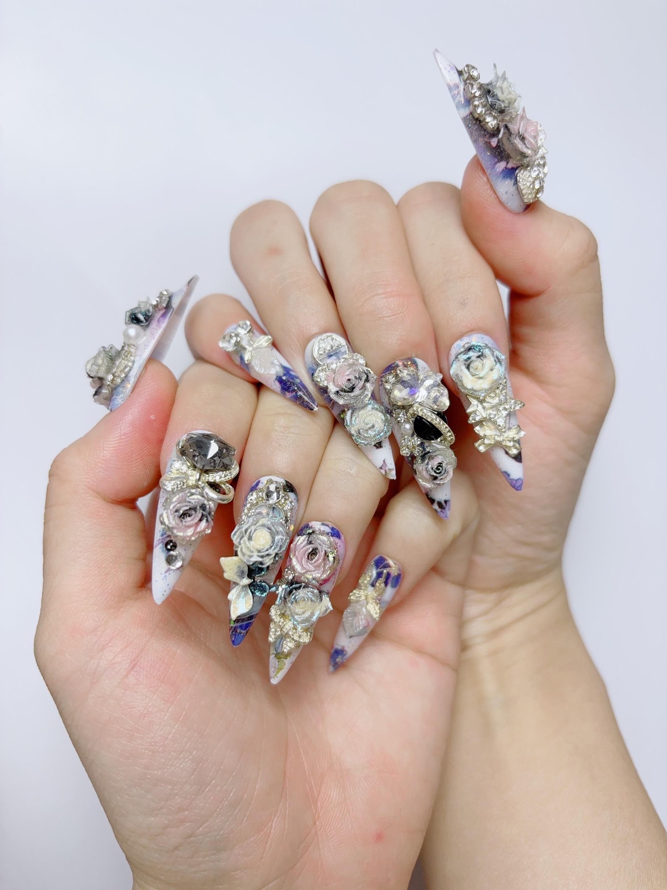 <img class='new_mark_img1' src='https://img.shop-pro.jp/img/new/icons1.gif' style='border:none;display:inline;margin:0px;padding:0px;width:auto;' />Donas Boutique