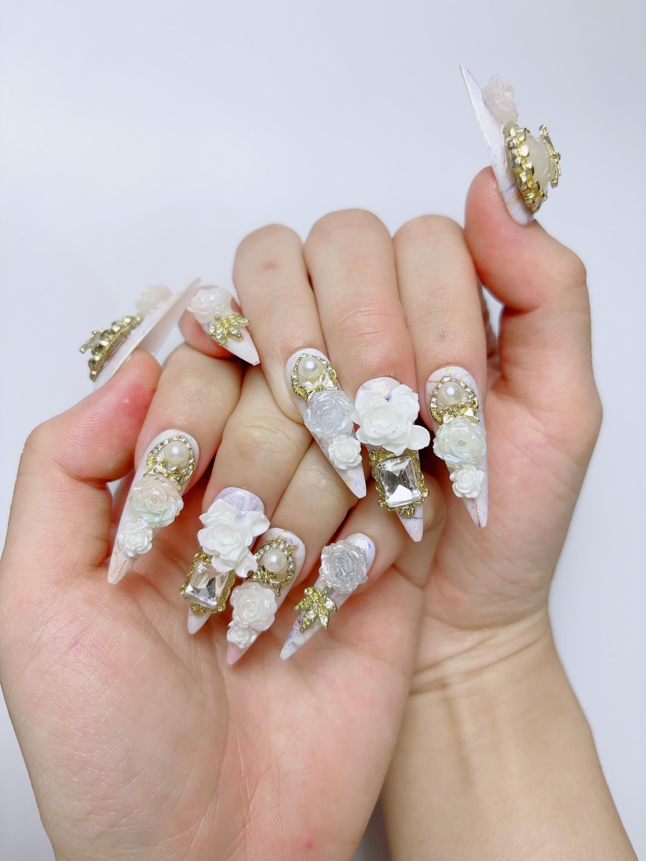 <img class='new_mark_img1' src='https://img.shop-pro.jp/img/new/icons1.gif' style='border:none;display:inline;margin:0px;padding:0px;width:auto;' />Donas Boutique