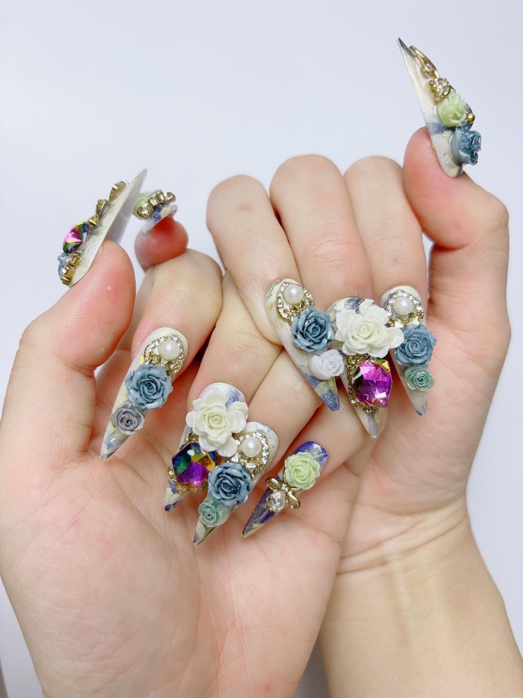 <img class='new_mark_img1' src='https://img.shop-pro.jp/img/new/icons1.gif' style='border:none;display:inline;margin:0px;padding:0px;width:auto;' />Donas Boutique