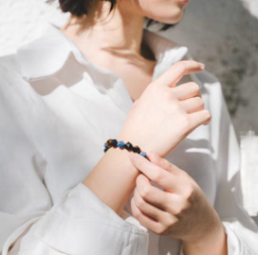 ¿�������֥쥹��å�