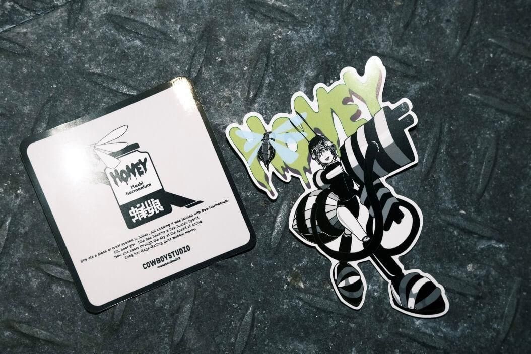 <span>Sticker / </span><span>˪̼ BEE CRAZY.</span>